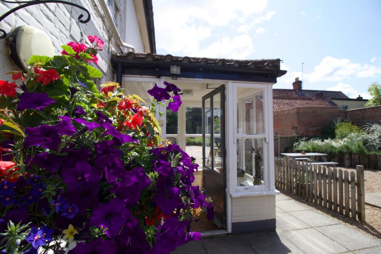 The Plough Inn Marsham エクステリア 写真